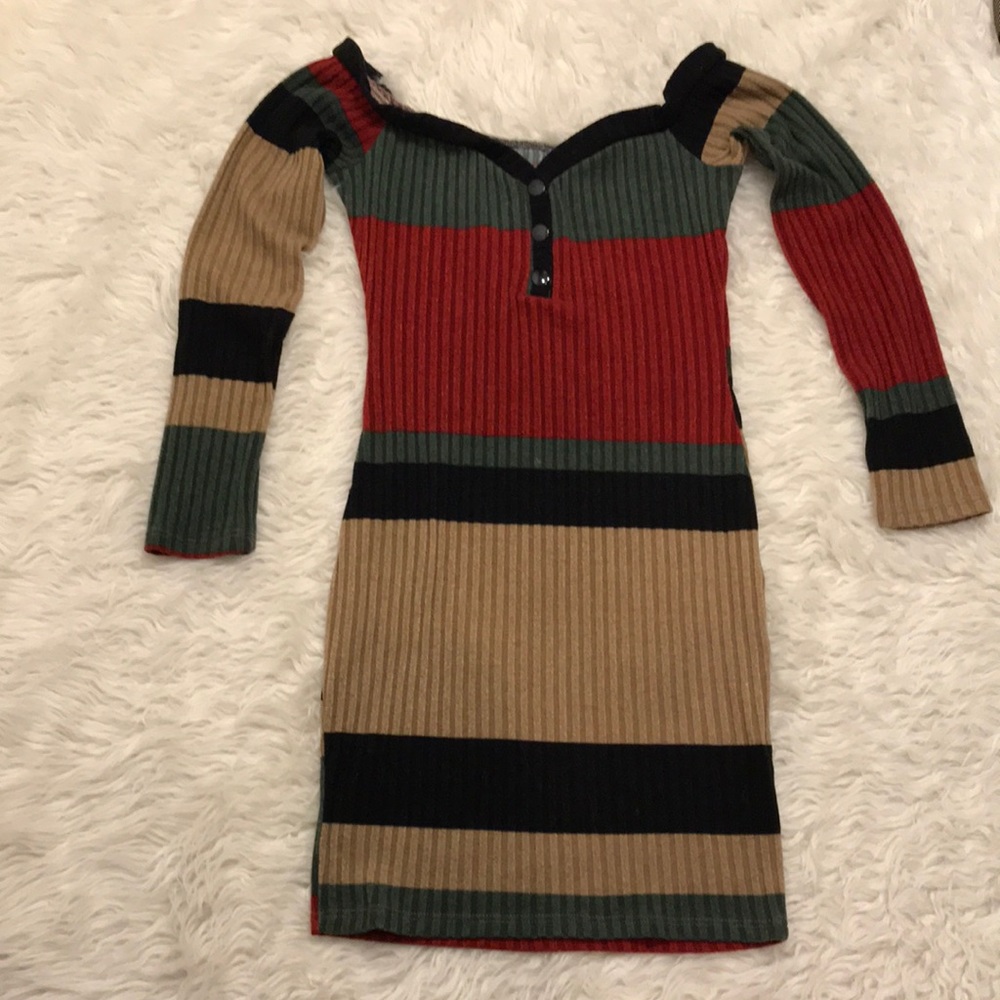 Muti color long sleeve off the shoulder mini sweater dress